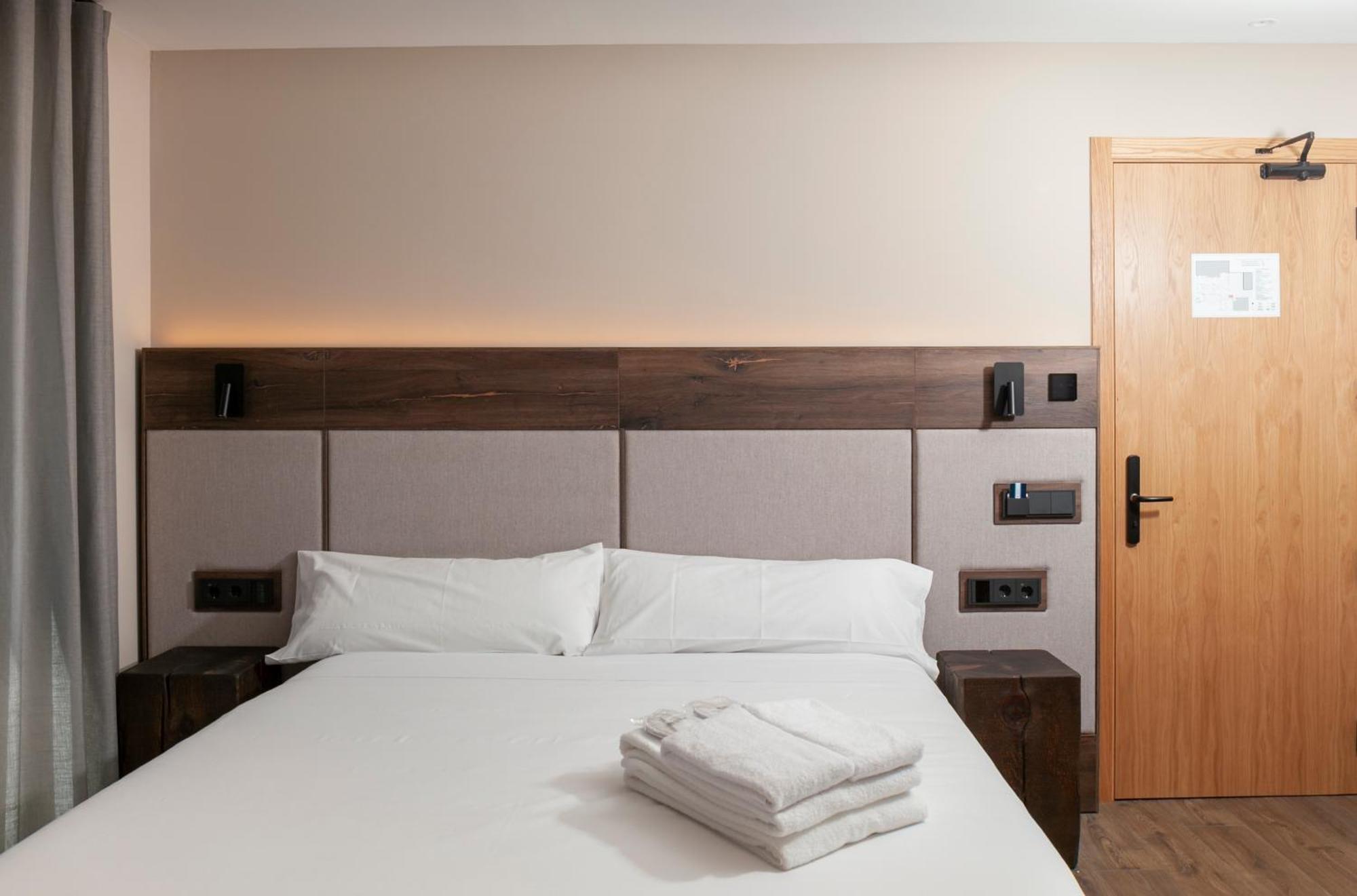 Hotel Rural Finca La Desa Miajadas Екстер'єр фото